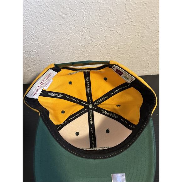 Seattle Super Sonics Logo Remix Snapback Hat by Mitchell & Ness - Picture 3 of 5